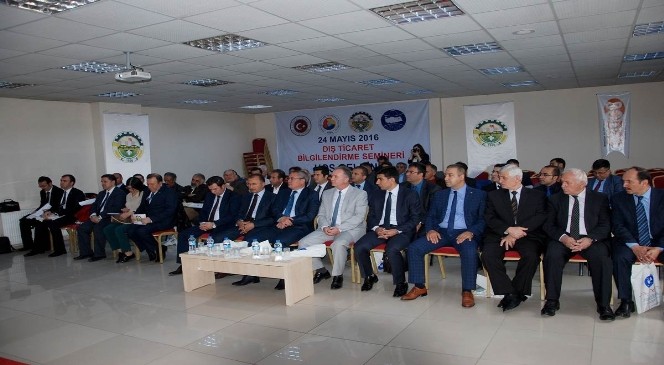 Ardahan'da Dış Ticaret Bilgilendirme Semineri Gerçekleştirildi