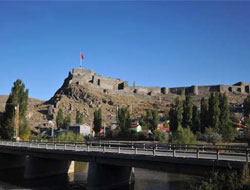 Kars Kalesine giriş ücretli oluyor