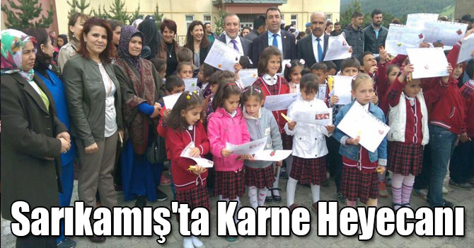 Sarıkamış'ta Karne Heyecanı