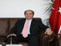 Kars Valisi Akif'i Andı