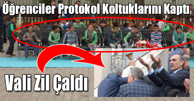 Vali Zil Çaldı, Öğrenciler Protokol Koltuklarını Kaptı