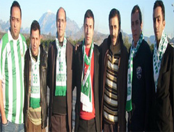 Taraftar grubu Karsspor’u Antalya’da ziyaret etti