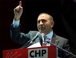 Kars'da yaşayanların gündemi heykel değil!