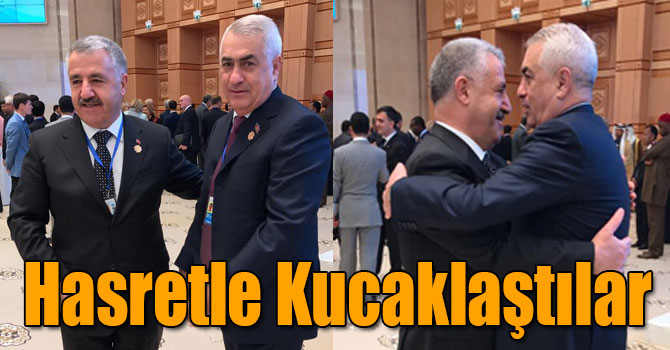 Hasretle Kucaklaştılar
