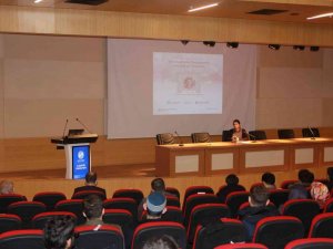SAÜ’de ‘Mezheplerin Doğuşunda Siyaset ve Yönetim’ semineri