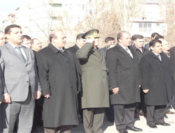 Kars'ın kurtarıcısı, törenlerle anıldı.