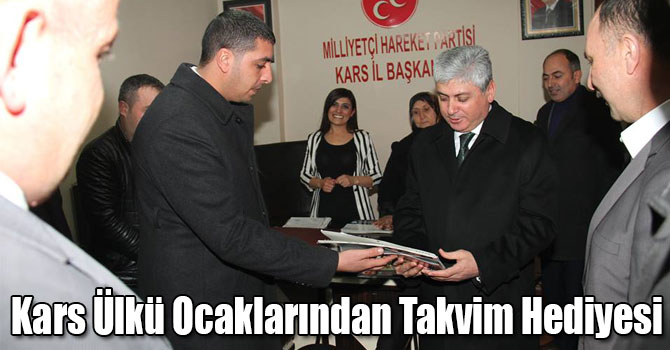 Kars Ülkü Ocaklarından Takvim Hediyesi