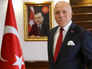 Başkan Mehmet Sekmen zirvede