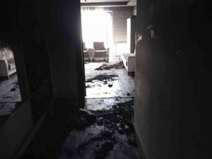 Ankara’da karısının kendisini terk etmesine sinirlenen koca evini yaktı