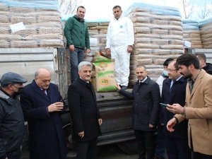 Erzincan’da çiftçilere yüzde 75’i hibe, 380 ton sertifikalı buğday tohumu dağıtıldı