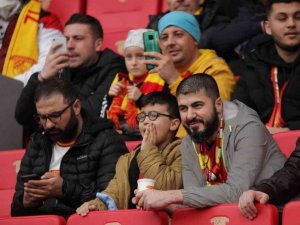 Spor Toto Süper Lig: Göztepe: 1 - Kasımpaşa: 1 (İlk yarı)