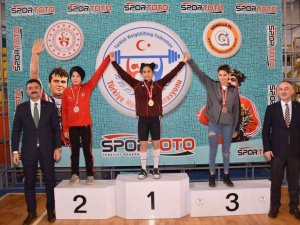 Yıldızlar Kulüpler Türkiye Halter Şampiyonası sona erdi