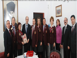 Kars Rotary Kuvöz Bağışladı..