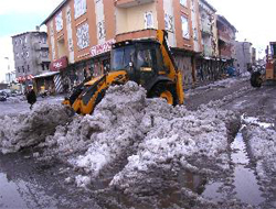 Kar temizliği başladı!