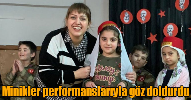 Miniklerin İstiklal Marşı performanslarıyla göz doldurdu