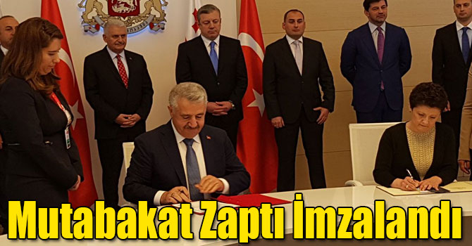 UDH Bakanı Arslan, Gürcistan Adalet Bakanı ile iş birliği mutabakat zaptını imzaladı