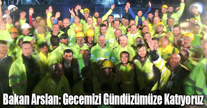 Bakan Arslan, Başbakan Yıldırım ile İstanbul Yeni Havalimanında İşçilerle İftar Yemeği Yedi