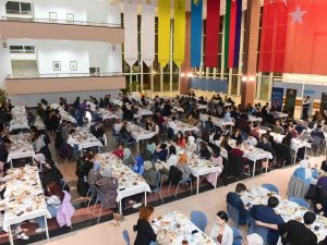 Uluslararası öğrenciler iftar yemeğinde buluştu