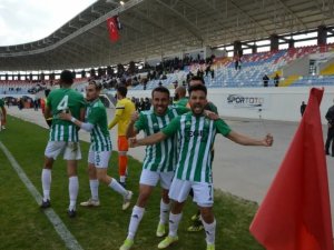 Efeler 09 SFK finale yükseldi