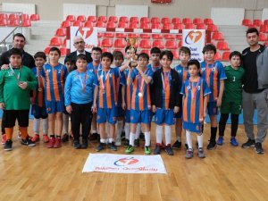 Kayseri okul sporları futsal müsabakaları tamamlandı