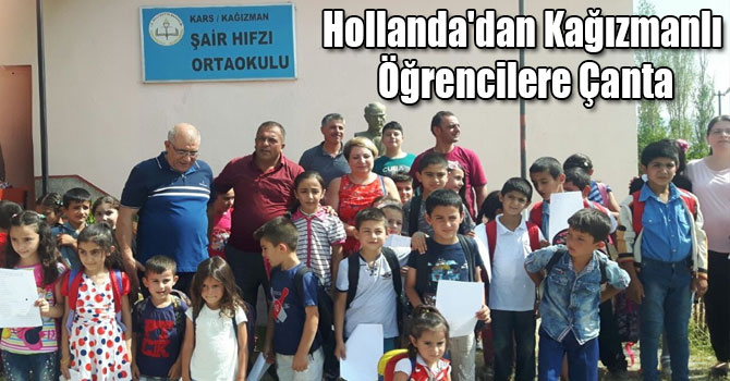 Hollanda'dan Kağızmanlı Öğrencilere Çanta