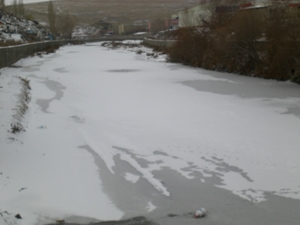 KARS ÇAYI KISMEN DONDU