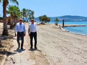 Başkan Atabay, plajlardaki çalışmaları inceledi