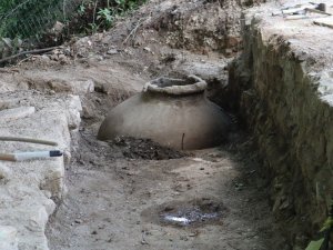 "Bazı Karadeniz’in Efesi’nde" pithos bulundu