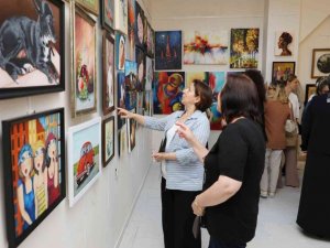 Ebru sergisi açıldı