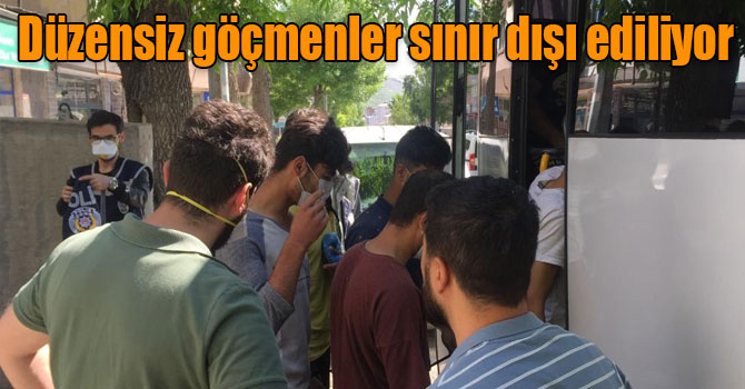 Kars’ta düzensiz göçmenler sınır dışı ediliyor