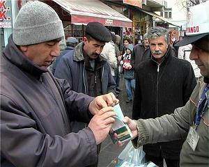 Kars YILBAŞI PİYANGOCULARININ PTT TEPKİSİ