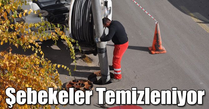 Kars’ta Yağmur Suyu Kanalizasyon Şebekesi Temizleniyor