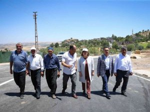Şahin’den sıcak asfalt çalışması yürütülen mahallelere ziyaret