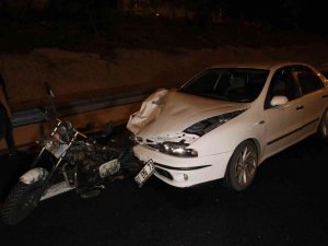 Adana’da otomobil motosiklete çarptı: 1 ölü 2 yaralı