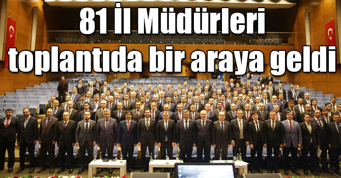 Bakan Bak, Gençlik Hizmetleri ve Spor İl Müdürleri ile bir araya geldi