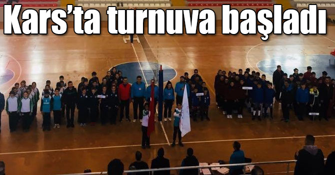 Kars’ta okullar arası voleybol turnuvası başladı