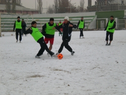 KARSSPOR, ÇORUMSPOR MAÇININ HAZIRLIKLARINI SÜRDÜRÜYOR