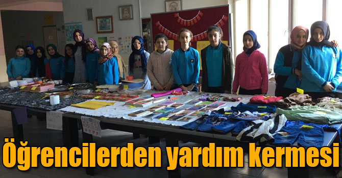 Kars’ta öğrencilerden Şehit aileleri için yardım kermesi