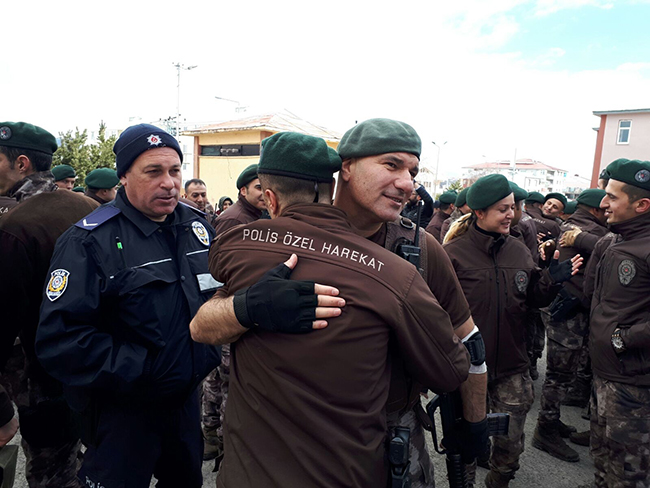 Ardahan'dan Özel Harekatçılar Afrin'e uğurlandı