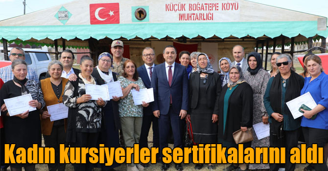 Kadın kursiyerler sertifikalarını aldı