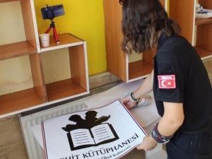 Özalp’ta Göztepeli şehit adına kütüphane yapıldı