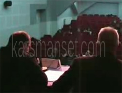 Kars'ta Konserde Coşan Halk Filme İlgisiz Kaldı