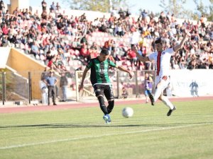 TFF 2. Lig: Uşakspor: 0 - Kocaelispor: 3