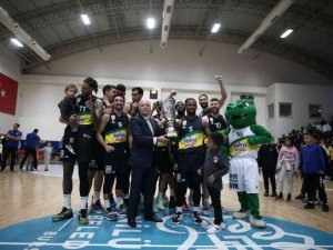 Frutti Extra Cup’ta Bursaspor ikinci kez şampiyon
