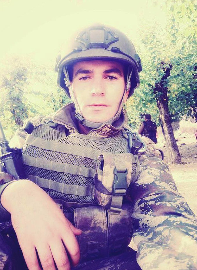 Diyarbakır'da çatışma: 1 şehit, 4 yaralı