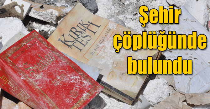 Kars şehir çöplüğünde FETÖ'nün kitap ve CD'leri bulundu