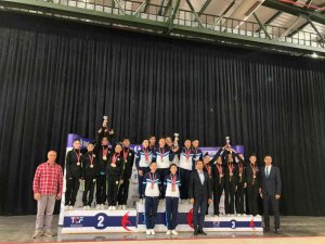 Aerobik Cimnastik Türkiye Şampiyonasına Manisa BBSK damgası