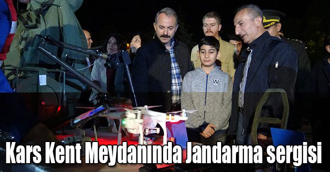 Kars Kent Meydanında Jandarma sergisi