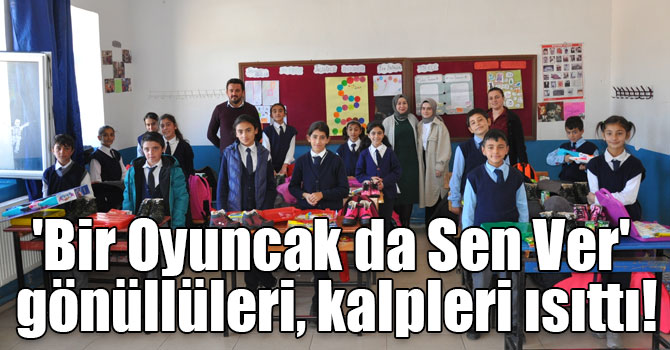 'Bir Oyuncak da Sen Ver' gönüllüleri, kalpleri ısıttı!