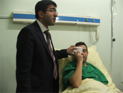 Kars'ta Doktor Bıçaklandı